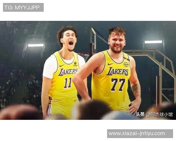 东契奇调侃海斯骑车太危险呼吁大家佩戴头盔安全出行 东契奇调侃海斯骑车太危险呼吁大家佩戴头盔安全出行