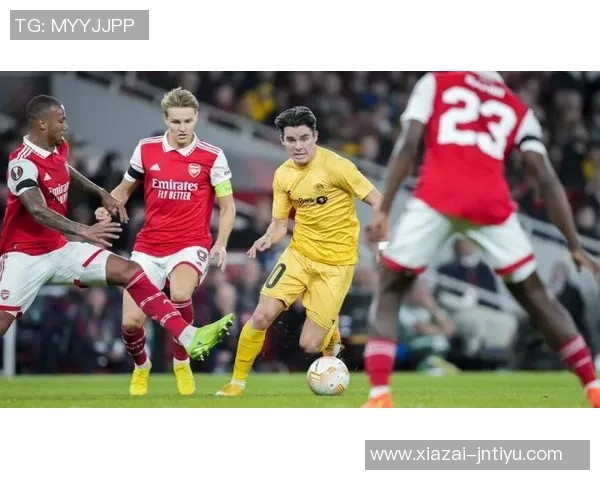 今夏加盟多特的新援贾斯汀勒马首次造访主场并参与U23训练活动